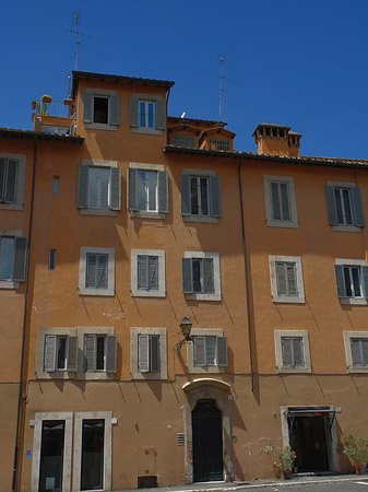 Fotos Piazza S. Salvatore di Lauro | Rom