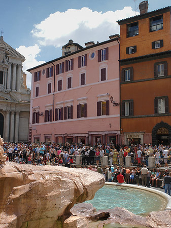 Foto Menschen am Brunnen - Rom