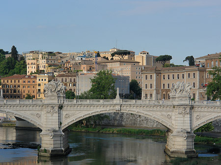 Foto Blick zur Ponte Vittorio Emanuele II