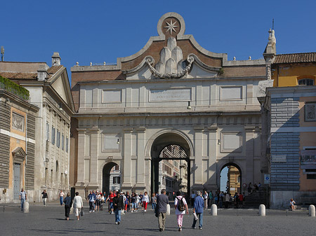 Porta del Popolo mit Piazza