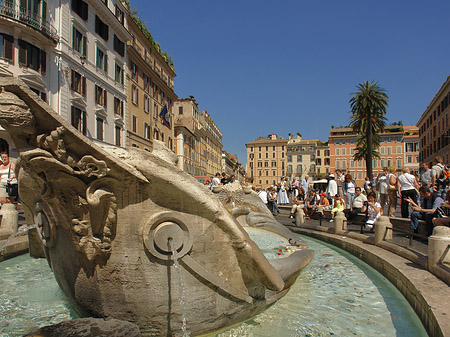 Foto Schiff im Barcaccia Brunnen - Rom