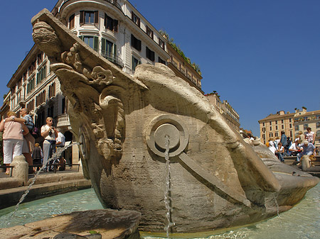 Foto Schiff im Barcaccia Brunnen
